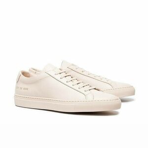 Common projects sneakers size 39